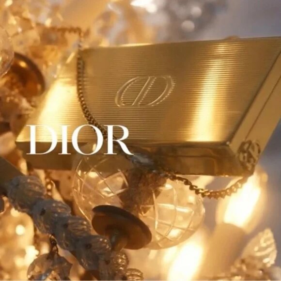 CHRISTIAN DIOR Limited Edition Metal Clutch Shoulder Bag With Lipsticks - Picture 7 of 9